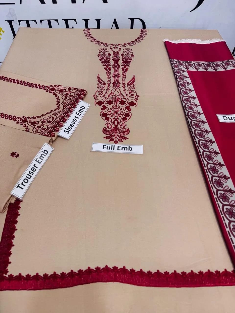 BAROQUE 3 Pcs Women's Unstitched Embroidered Suit