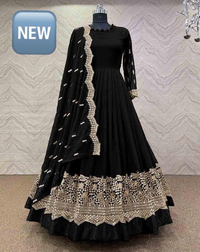 3 Pcs women's Stitched Silk Embroidered Maxi